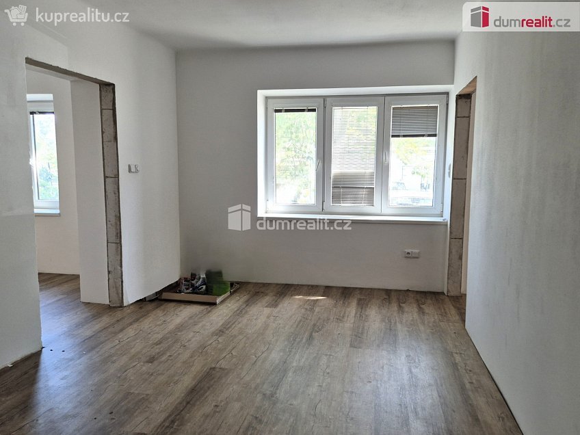 Pronájem bytu 2+kk 43 m^2 Na Sadech, České Budějovice 