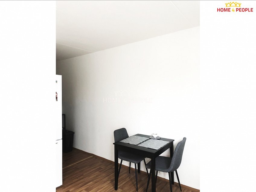 Pronájem bytu 2+kk 48 m^2 Bartákova, Brno 