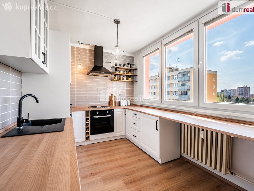 Prodej bytu 2+1 62 m^2 Čechovy sady, Kolín 