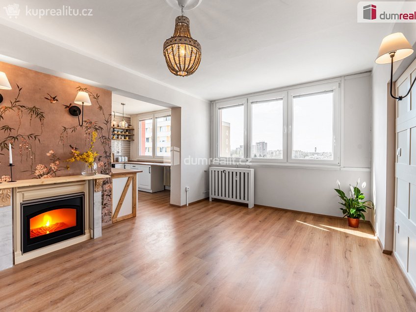 Prodej bytu 2+1 62 m^2 Čechovy sady, Kolín 