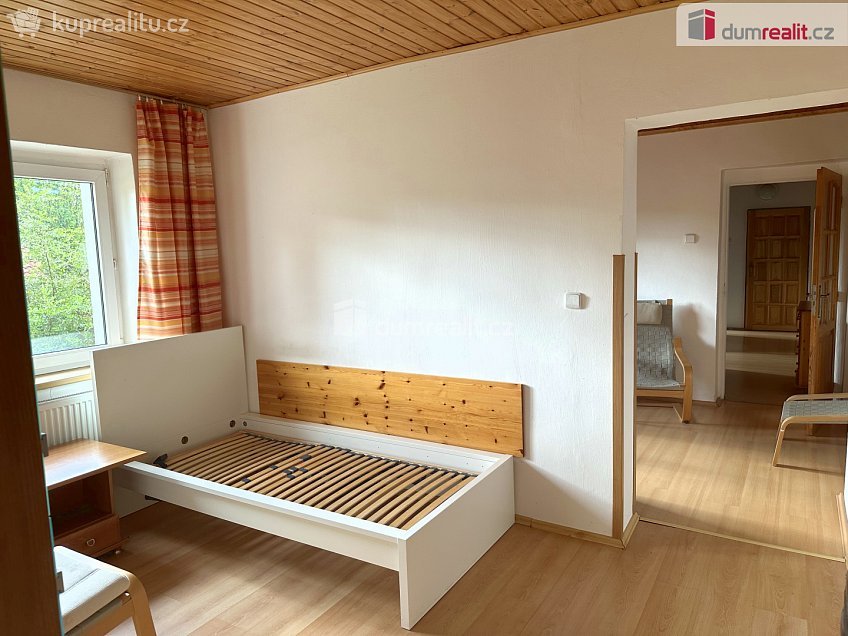 Prodej  rodinného domu 250 m^2 Zahradní, Královské Poříčí 