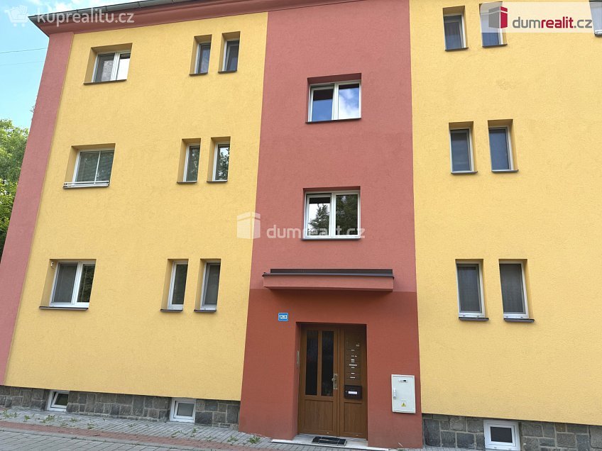 Pronájem bytu 3+1 59 m^2 Školská čtvrť, Frenštát pod Radhoštěm 