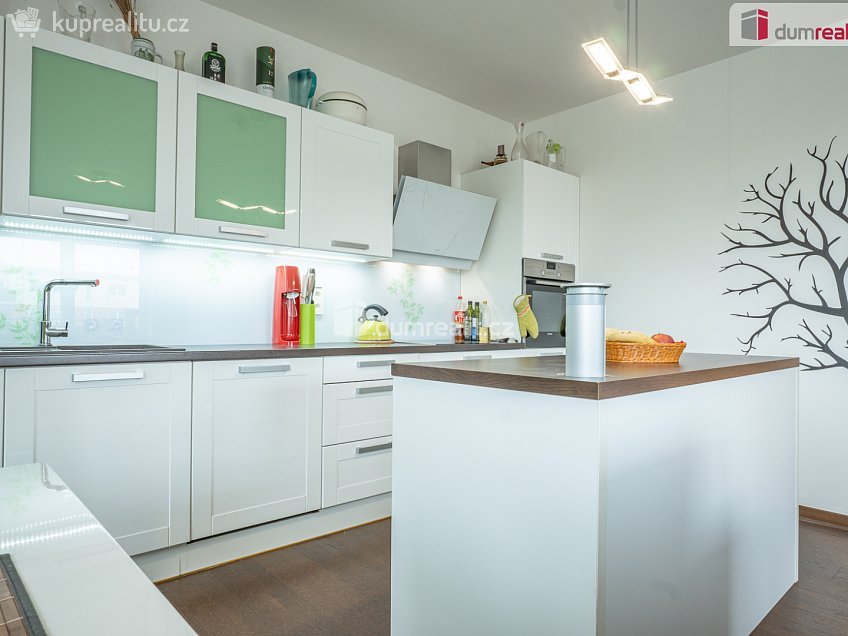 Prodej bytu 3+kk 86 m^2 Tauferova, Praha 19 