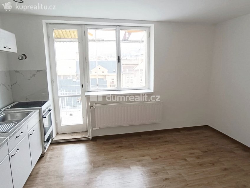Pronájem bytu 2+kk 80 m^2 Prokopa Holého, Děčín 
