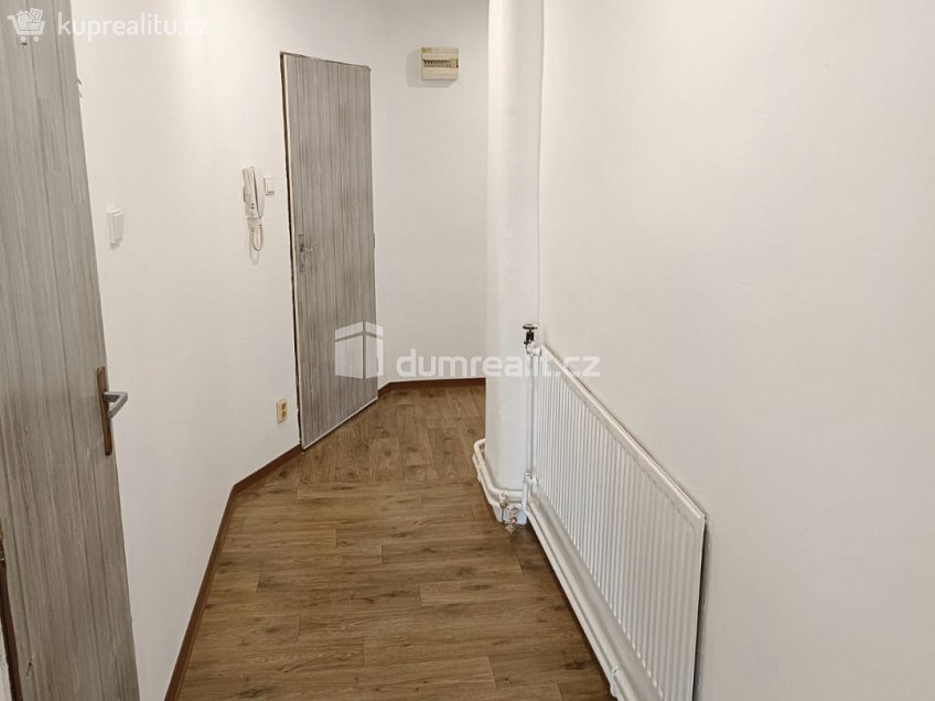 Pronájem bytu 2+kk 80 m^2 Prokopa Holého, Děčín 
