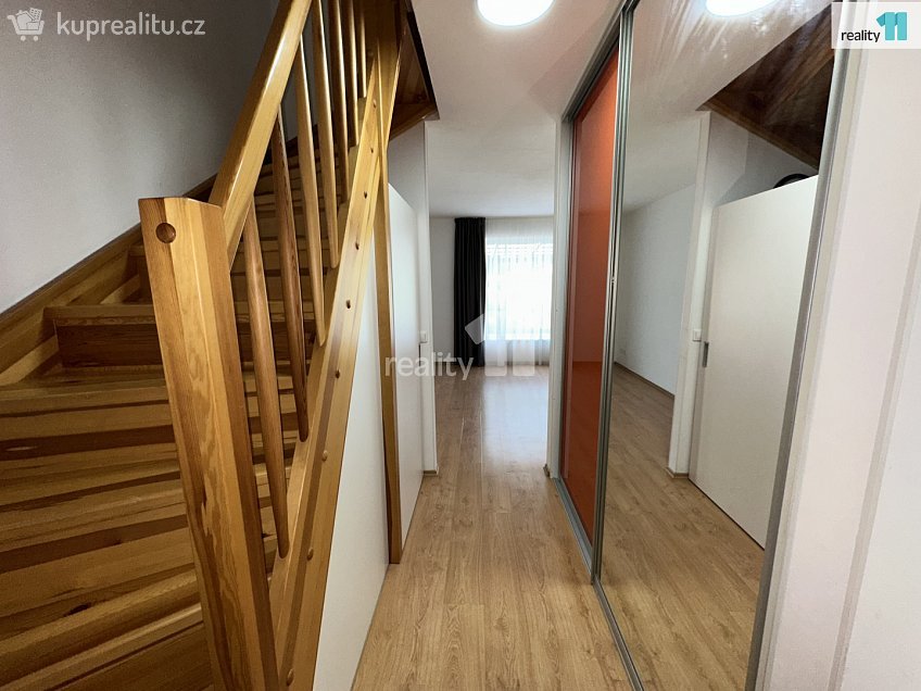 Prodej  rodinného domu 95 m^2 Zlončice, Zlončice 