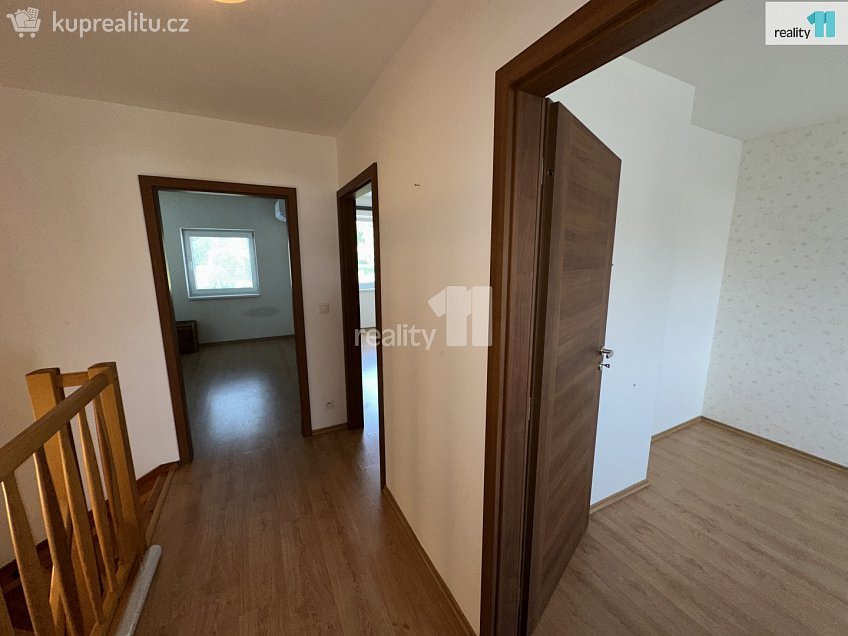 Prodej  rodinného domu 95 m^2 Zlončice, Zlončice 