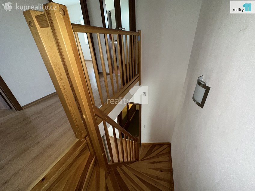 Prodej  rodinného domu 95 m^2 Zlončice, Zlončice 
