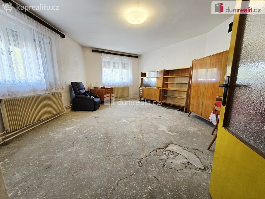 Prodej  rodinného domu 183 m^2 Palackého, Všetaty 