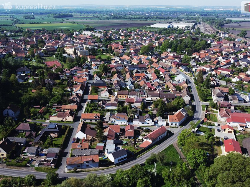 Prodej  rodinného domu 183 m^2 Palackého, Všetaty 