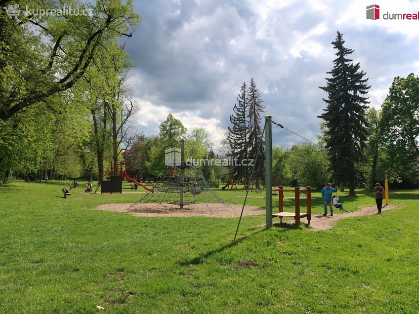 Prodej  zahrady 148 m^2 K Horkám, Praha 15 
