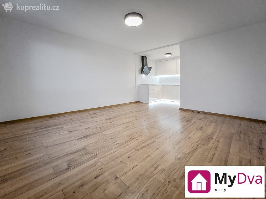 Pronájem bytu 3+kk 65 m^2 Rooseveltova, Znojmo 