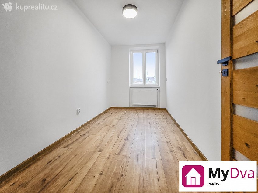 Pronájem bytu 3+kk 65 m^2 Rooseveltova, Znojmo 