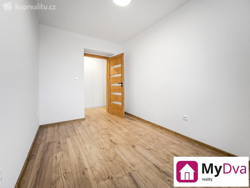 Pronájem bytu 3+kk 65 m^2 Rooseveltova, Znojmo 