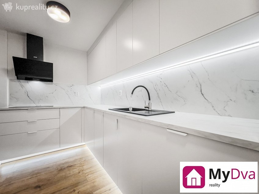 Pronájem bytu 3+kk 65 m^2 Rooseveltova, Znojmo 