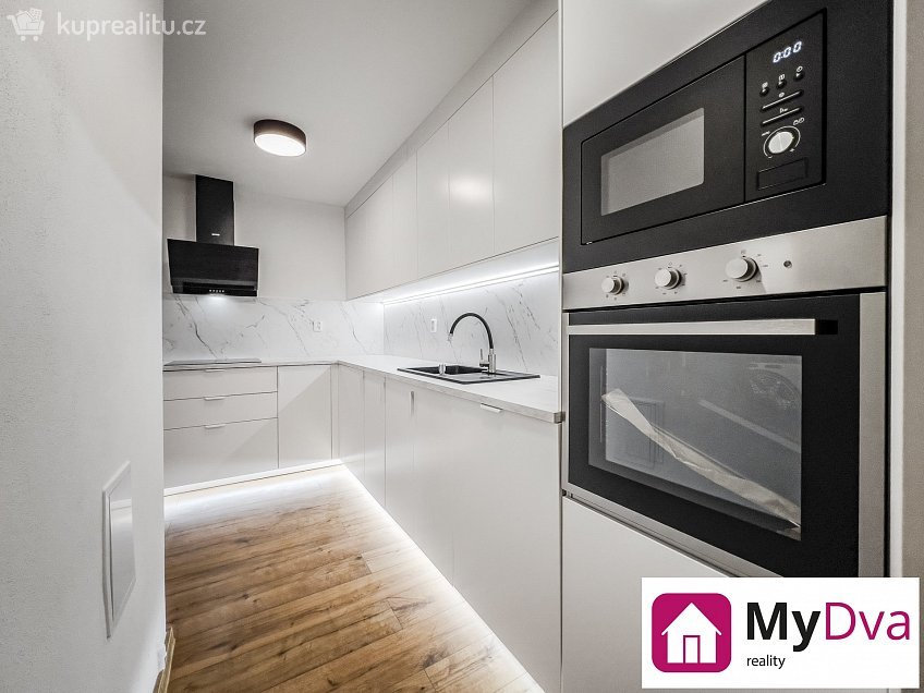 Pronájem bytu 3+kk 65 m^2 Rooseveltova, Znojmo 