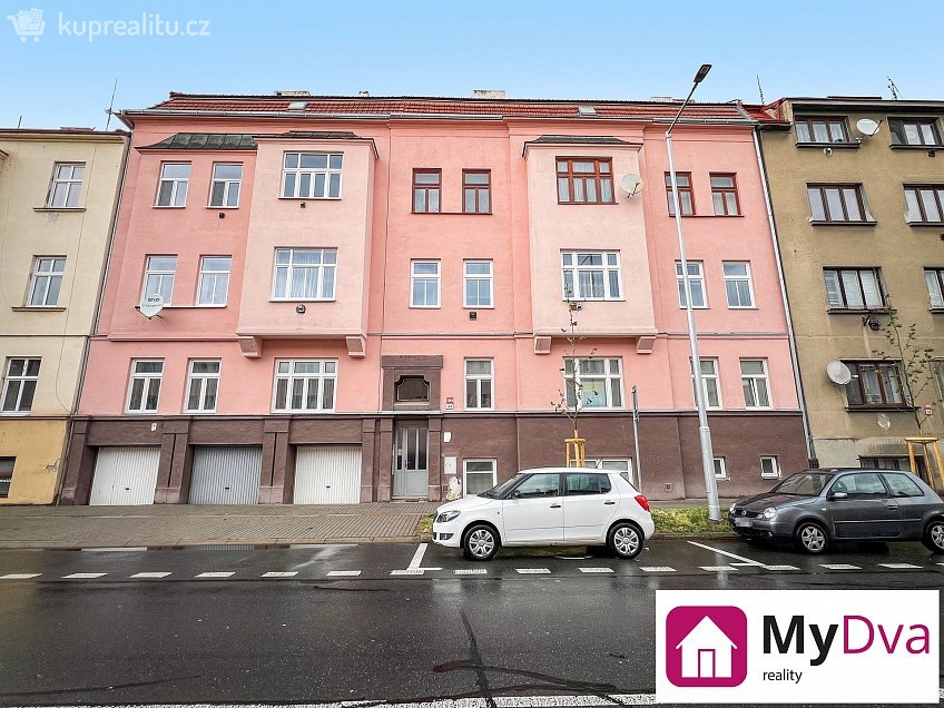 Pronájem bytu 3+kk 65 m^2 Rooseveltova, Znojmo 