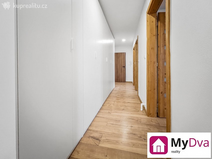 Pronájem bytu 3+kk 65 m^2 Rooseveltova, Znojmo 