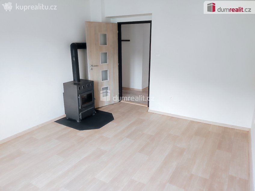 Pronájem bytu 1+1 41 m^2 Přestavlky, Přestavlky 