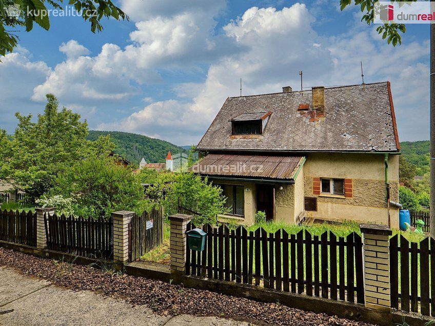 Prodej  rodinného domu 150 m^2 Křivoklát, Křivoklát 