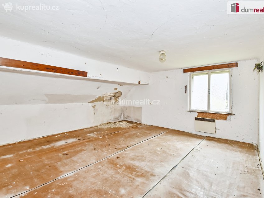 Prodej  rodinného domu 150 m^2 Křivoklát, Křivoklát 