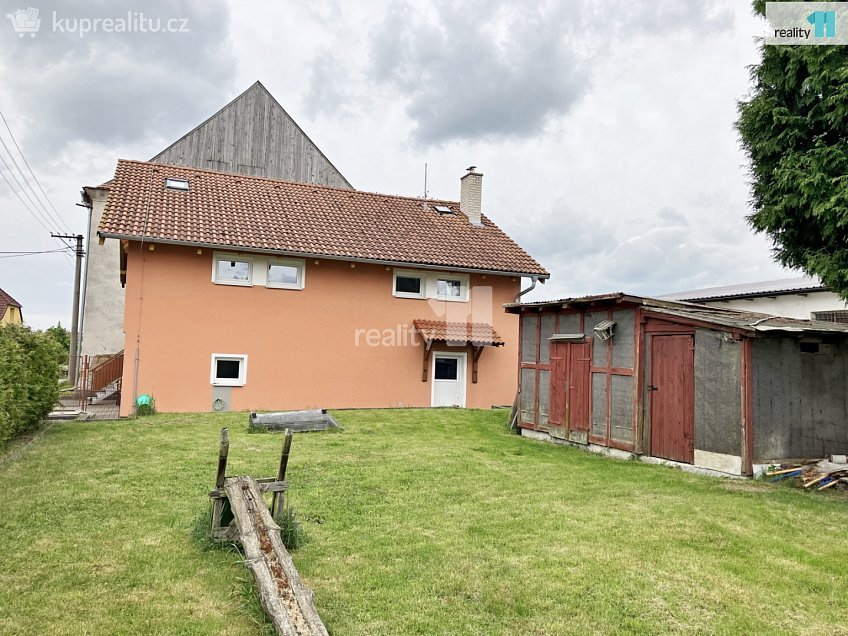 Pronájem bytu 2+kk 68 m^2 Vochov, Vochov 