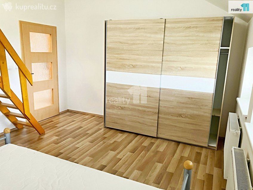 Pronájem bytu 2+kk 68 m^2 Vochov, Vochov 