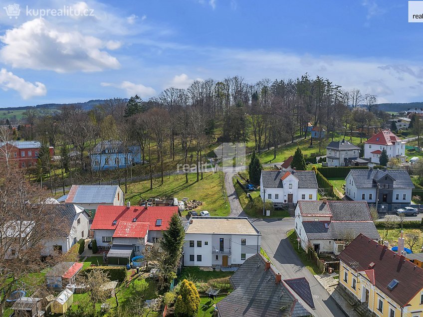 Prodej  rodinného domu 170 m^2 Dvořákova, Šluknov 