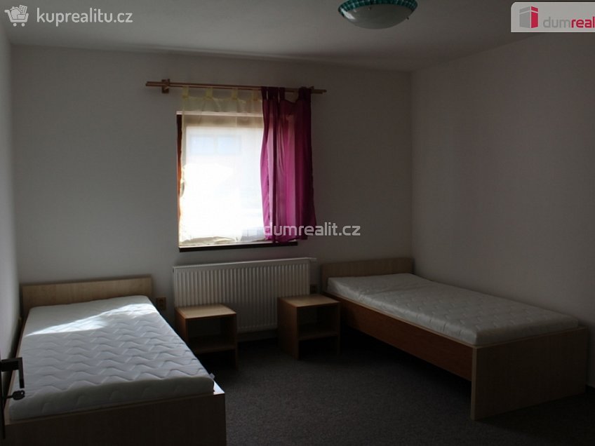 Pronájem bytu 3+kk 65 m^2 Kladruby, Kladruby 