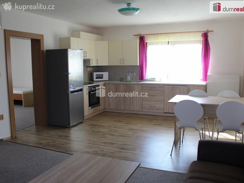 Pronájem bytu 3+kk 65 m^2 Kladruby, Kladruby 