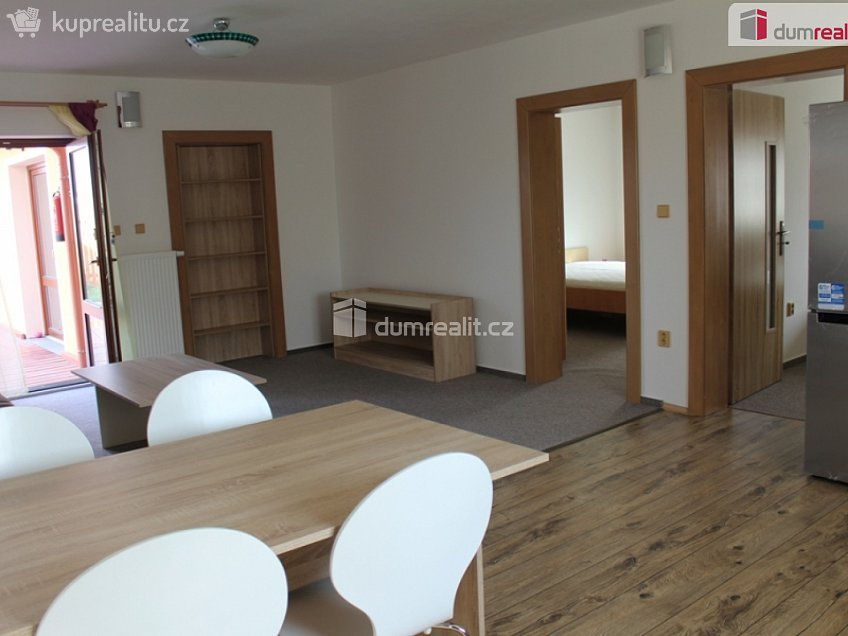 Pronájem bytu 3+kk 65 m^2 Kladruby, Kladruby 