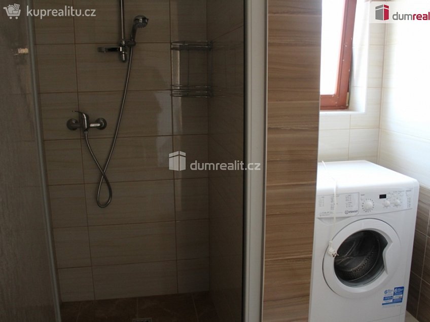 Pronájem bytu 3+kk 65 m^2 Kladruby, Kladruby 