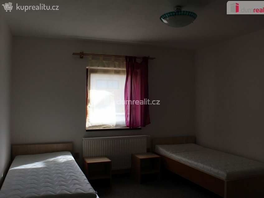 Pronájem bytu 3+kk 65 m^2 Kladruby, Kladruby 