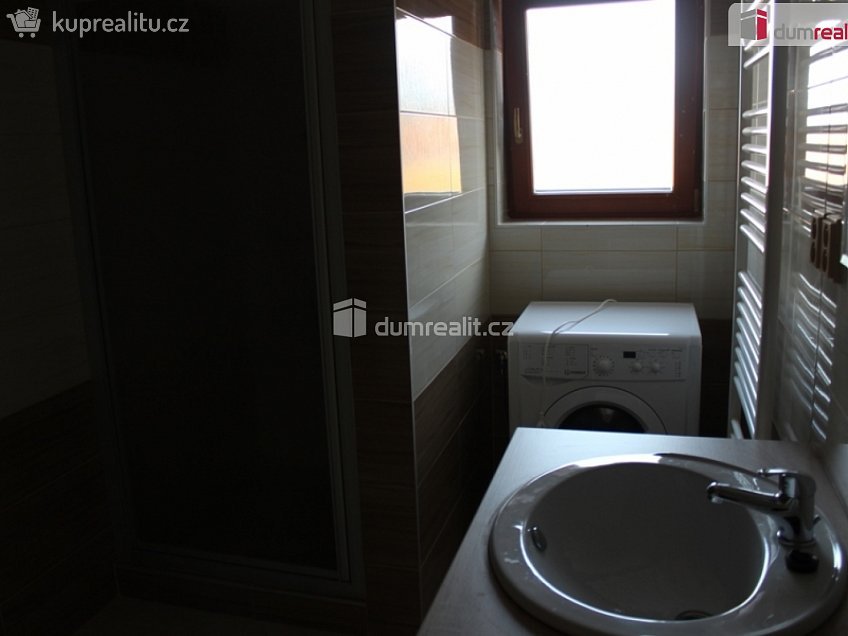 Pronájem bytu 3+kk 65 m^2 Kladruby, Kladruby 