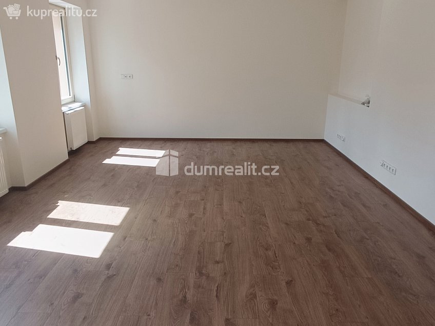 Pronájem bytu 2+kk 65 m^2 Elišky Krásnohorské, Ústí nad Labem 
