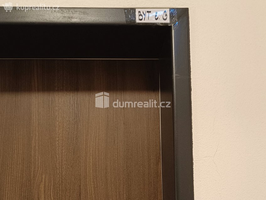 Pronájem bytu 2+kk 65 m^2 Elišky Krásnohorské, Ústí nad Labem 