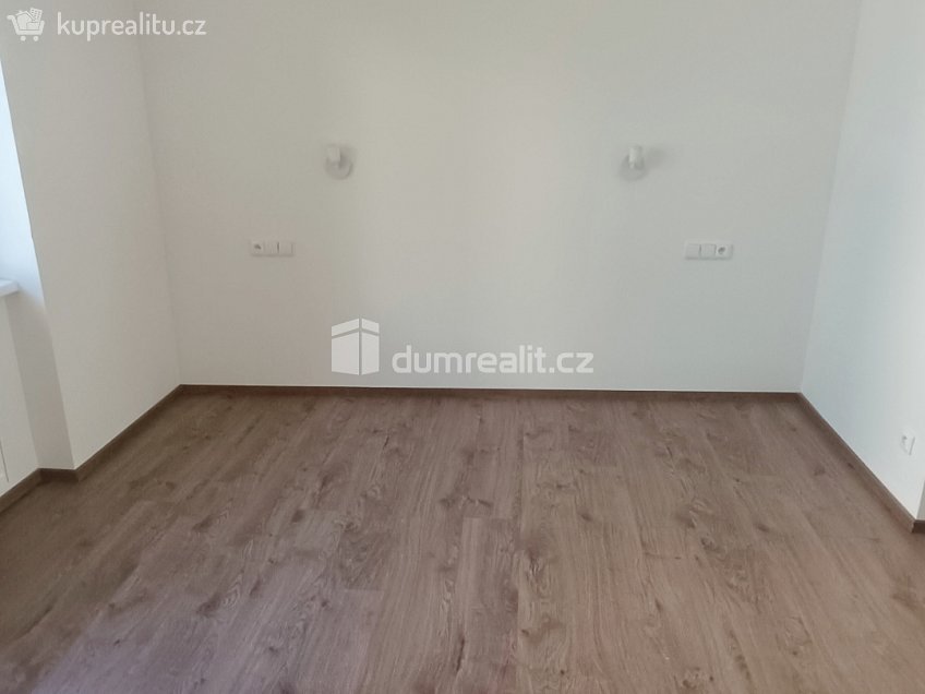 Pronájem bytu 2+kk 65 m^2 Elišky Krásnohorské, Ústí nad Labem 