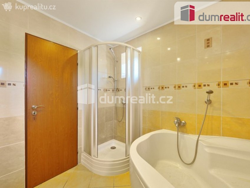 Prodej  rodinného domu 500 m^2 Stará Kysibelská, Karlovy Vary 