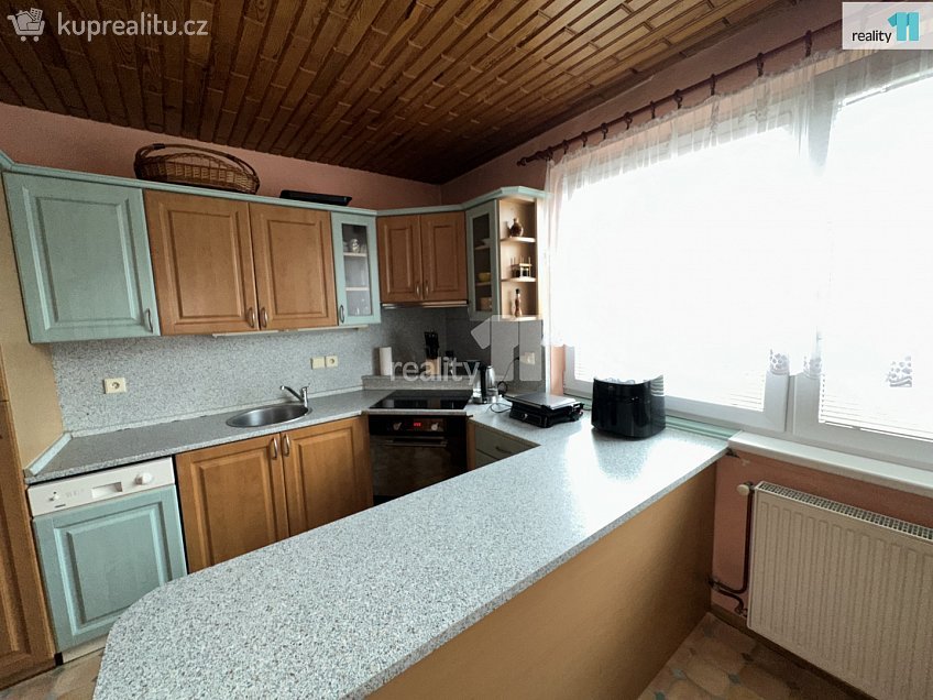 Prodej  rodinného domu 709 m^2 Slunečná, Cvikov 