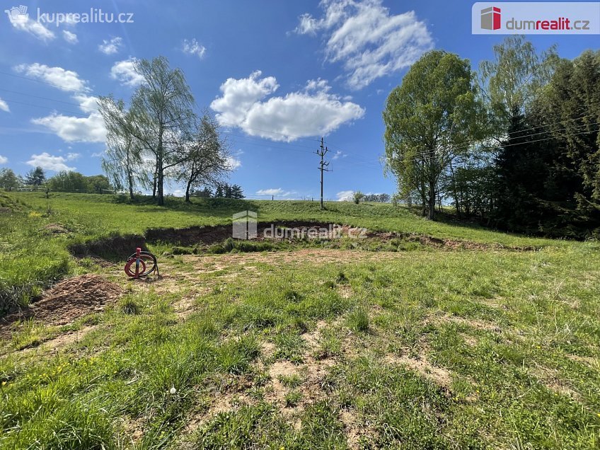 Prodej  stavebního pozemku 1366 m^2 Staré Buky, Staré Buky 
