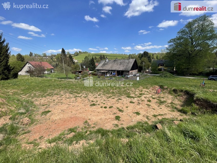 Prodej  stavebního pozemku 1366 m^2 Staré Buky, Staré Buky 