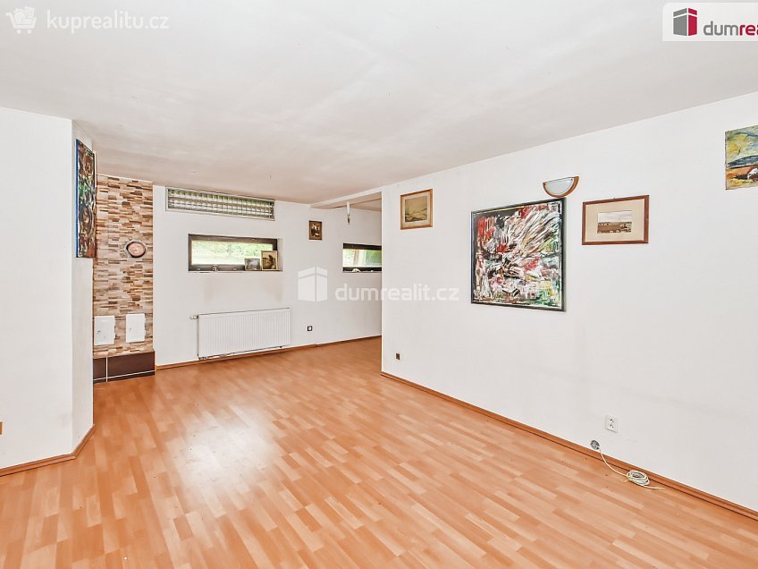Prodej  rodinného domu 320 m^2 Praha-Lochkov, Praha-Lochkov 