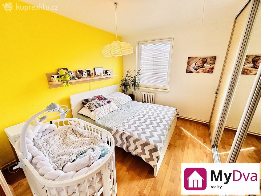 Prodej bytu 3+1 70 m^2 U Lesíka 3539, Znojmo 