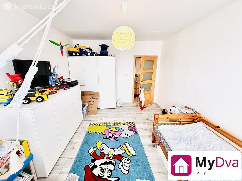 Prodej bytu 3+1 70 m^2 U Lesíka 3539, Znojmo 