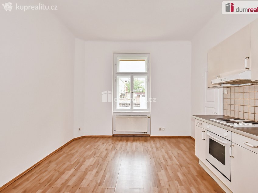 Prodej bytu 2+kk 47 m^2 Braunerova, Praha 8 