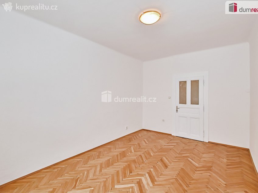 Prodej bytu 2+kk 47 m^2 Braunerova, Praha 8 