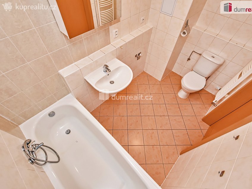 Prodej bytu 2+kk 56 m^2 Zrzavého, Praha 17 