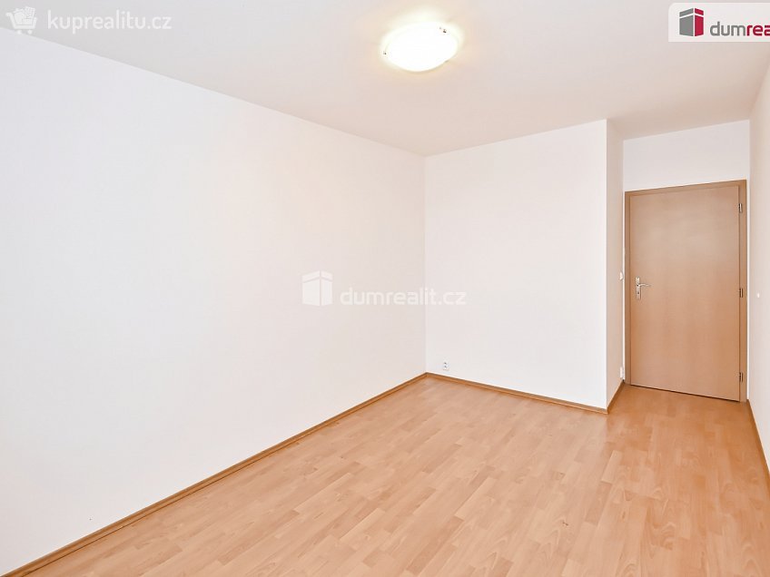 Prodej bytu 2+kk 56 m^2 Zrzavého, Praha 17 