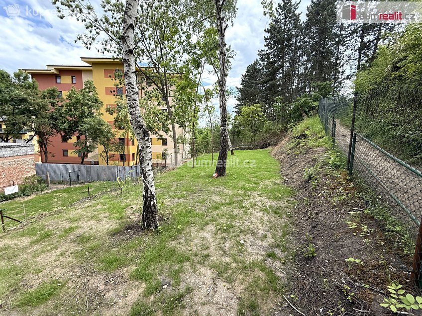 Pronájem  zahrady 250 m^2 Lutovítova, Kralupy nad Vltavou 