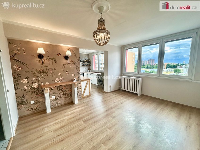 Prodej bytu 2+1 62 m^2 Čechovy sady, Kolín 